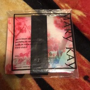 Mary Kay Zen in Bloom obi clutch New vintage